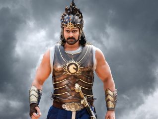 Baahubali Superstar to make his bollywood debut